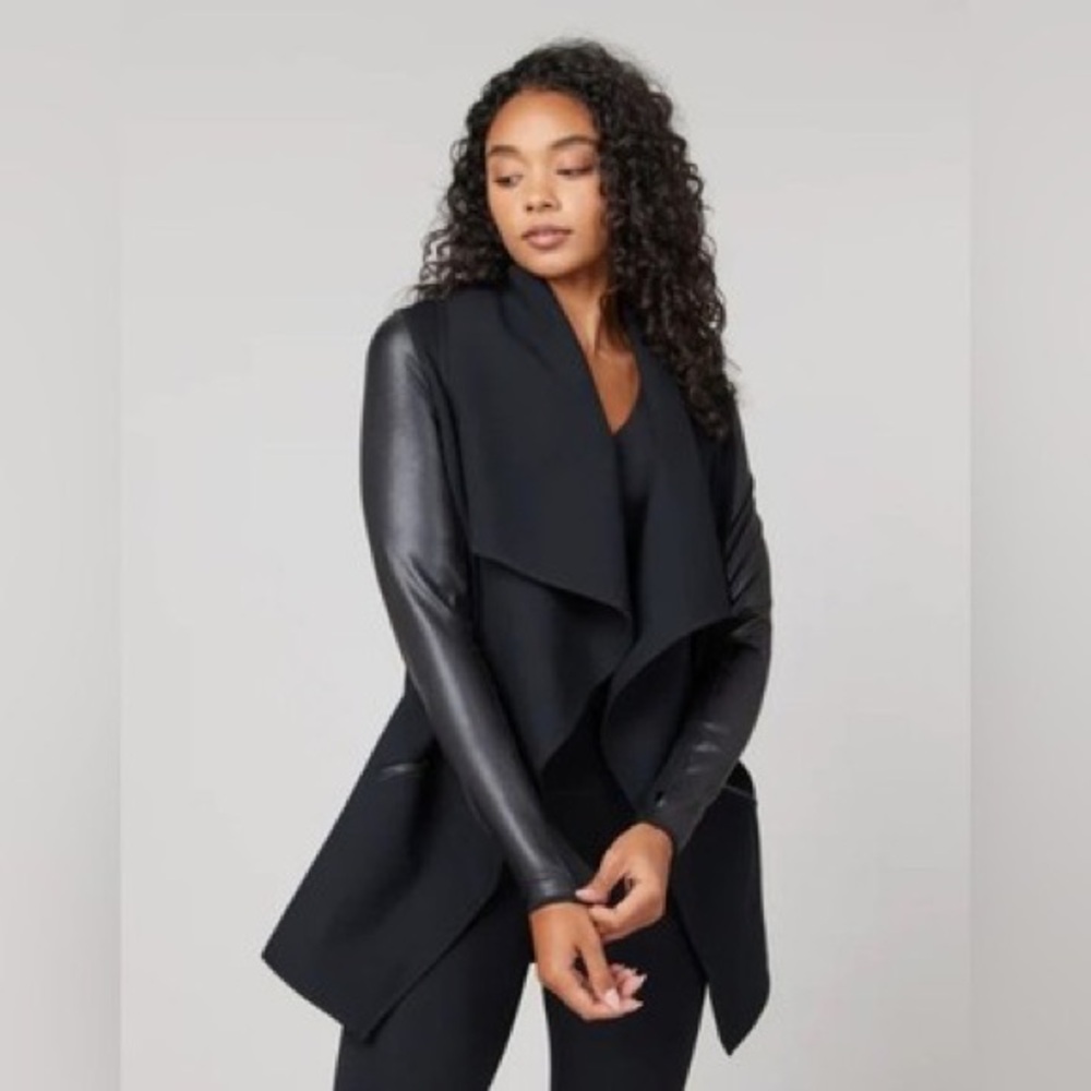 SPANX DRAPE FRONT JACKET black faux leather open front snap